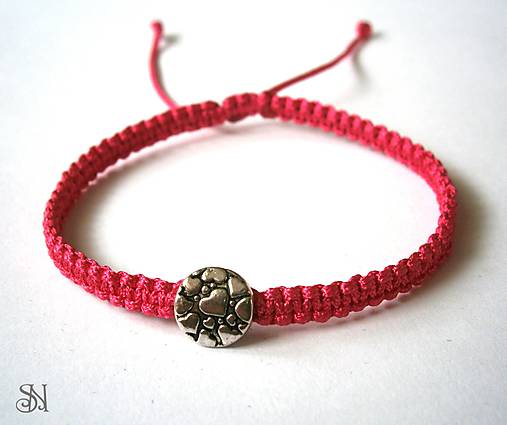 Ružový shamballa náramok so srdiečkami